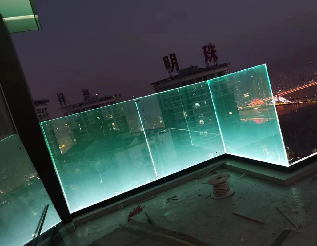 Frameless Aluminum U Channel Glass Railing with LED