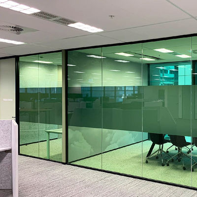 Customizable Colorful Glass Partition Wall with 10 Years Warranty for Natural Light Office Spaces