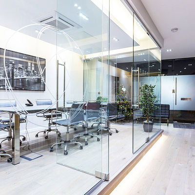 Customized 8mm Glass Partition Doors Dust Resistant And Sound Insulation