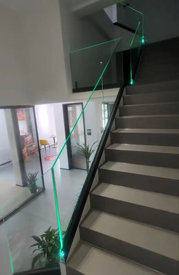 Corrosion Resistant Lightweight High Strength Aluminum Glass Balustrade with U Channel Glass Railing
