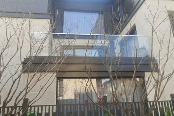 Balcony Aluminum U Channel Glass Railing Sustainable U Channel Balustrade