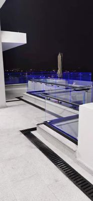Modern Aluminum U Channel Glass Railing Customized Frameless Glass Balcony Railing