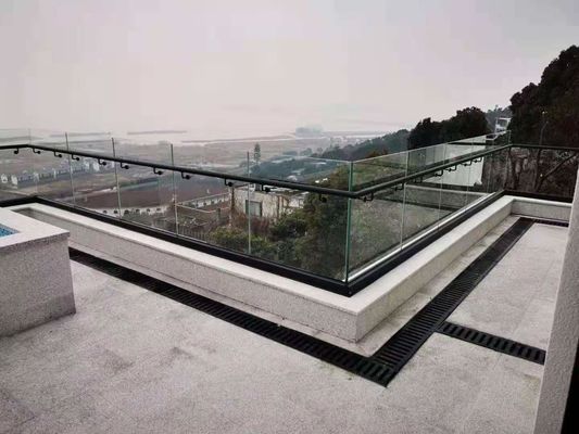 Modern Aluminum U Channel Glass Railing Customized Frameless Glass Balcony Railing