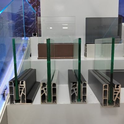 Modern Glass Deck Railing Outdoor Tempered Glass U Channel Frameless 12-20mm Balcony Balustrades