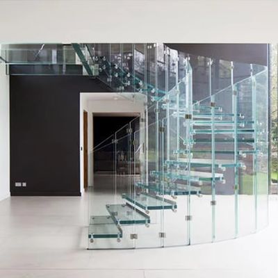 Customized Shapes Design Floating Stairs with Glass Railing 10mm Glass Thickness Selections