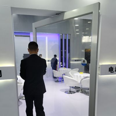 Aluminum Alloy Frame Luxury Design Laminated Tempered Glass Pivot Front Door in Customized Sizes for Single and Double Glass Type
