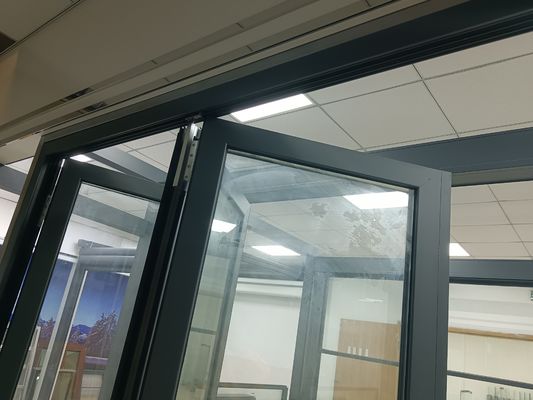 Robust Stackable Aluminum Folding Door with 50 Years Life Span and Fluorocarbon Spraying