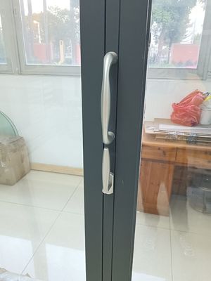 Thick Frame Aluminum Folding Door with 50 Years Life Span Dust Resistant and Easy Cleaning